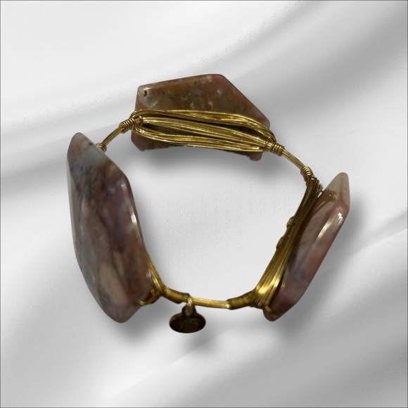 Bourbon and Boweties stone and wire wrapped bracelet. - Picture 2 of 5